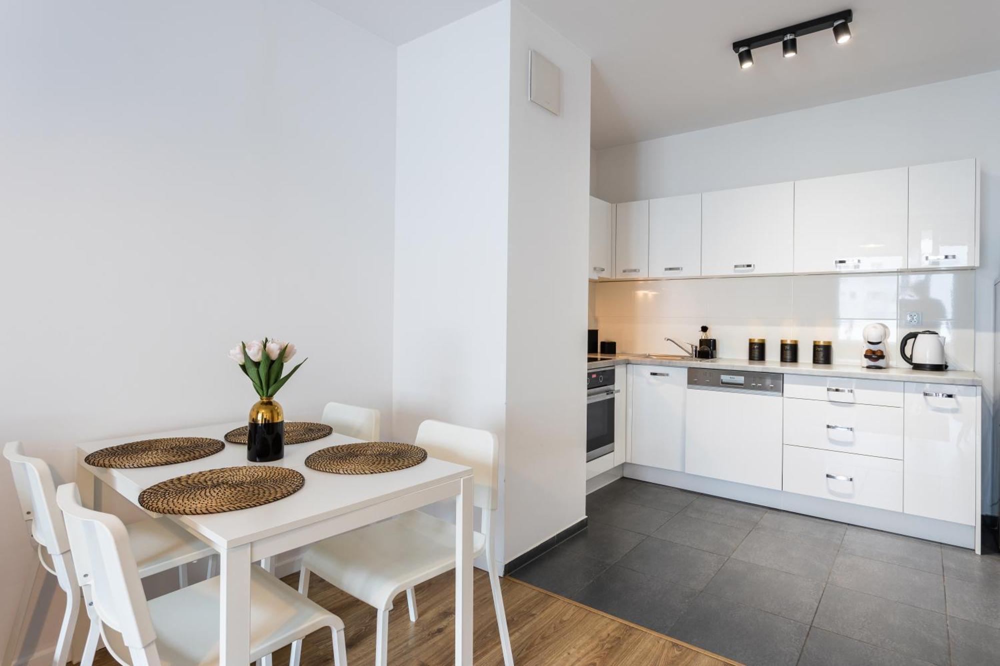 Urban Chic - Pereca - Rondo Onz - Luxury Warsaw Stays - 14 People Extérieur photo