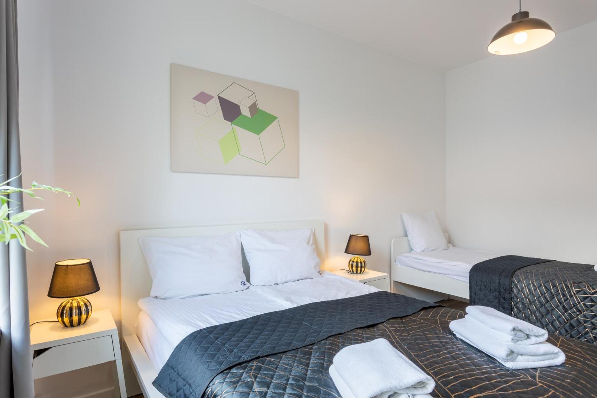 Urban Chic - Pereca - Rondo Onz - Luxury Warsaw Stays - 14 People Extérieur photo